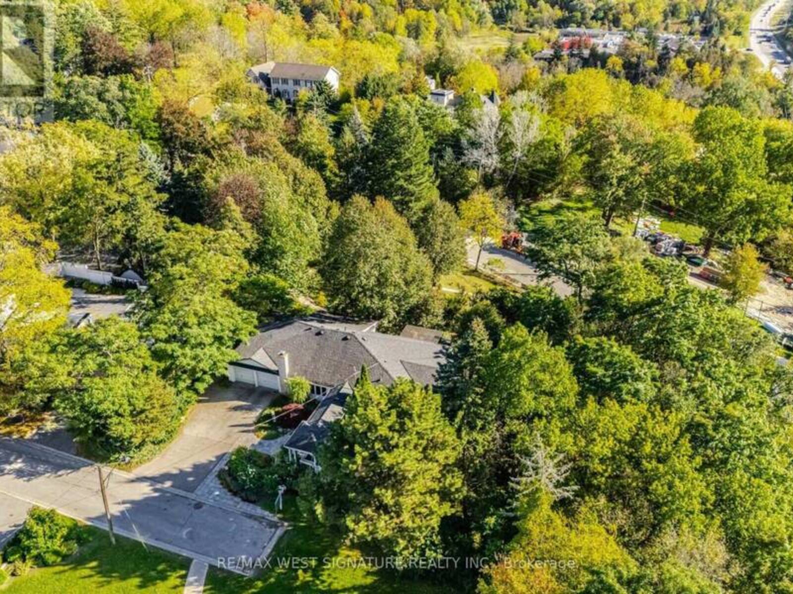 25 MAIN STREET, Vaughan, Ontario L0J 1C0