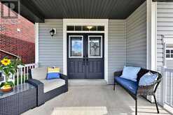 9 CONCHITA STREET | Georgina Ontario | Slide Image Three