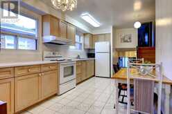 912 BLAIRHOLM AVENUE | Mississauga Ontario | Slide Image Twelve