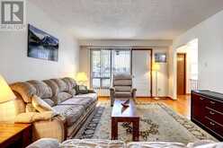912 BLAIRHOLM AVENUE | Mississauga Ontario | Slide Image Nine