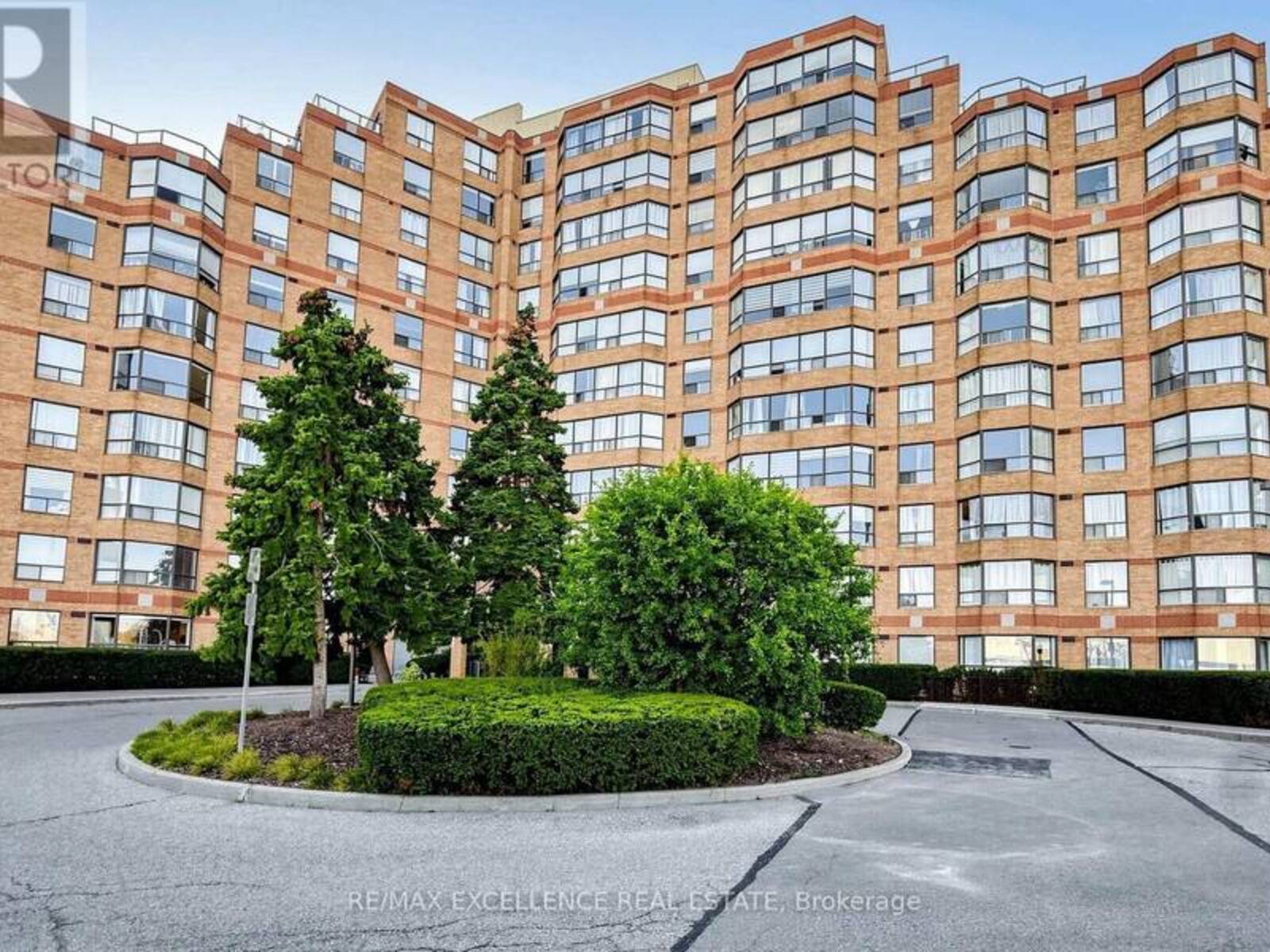 524 - 6 HUMBERLINE DRIVE, Toronto, Ontario M9W 6X8