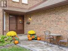 30 INVERMARGE DRIVE | Toronto Ontario | Slide Image Three