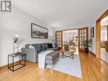 30 INVERMARGE DRIVE | Toronto Ontario | Slide Image Eight