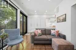 22 PRETORIA AVENUE | Toronto Ontario | Slide Image Nineteen