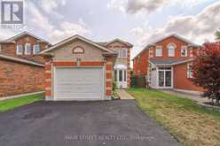70 DUNSMORE CRESCENT | Richmond Hill Ontario | Slide Image One