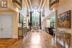 65 OFFORD CRESCENT | Aurora Ontario | Slide Image Seven
