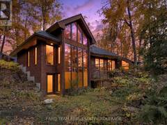 15 SCOTTDALE DRIVE Oro-Medonte Ontario, L0L 1T0