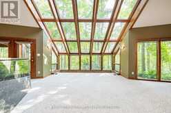 15 SCOTTDALE DRIVE | Oro-Medonte Ontario | Slide Image Thirteen