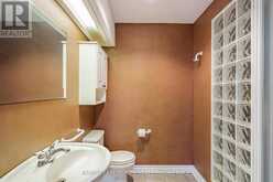 15 SCOTTDALE DRIVE | Oro-Medonte Ontario | Slide Image Thirty-four