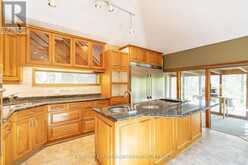 15 SCOTTDALE DRIVE | Oro-Medonte Ontario | Slide Image Nine