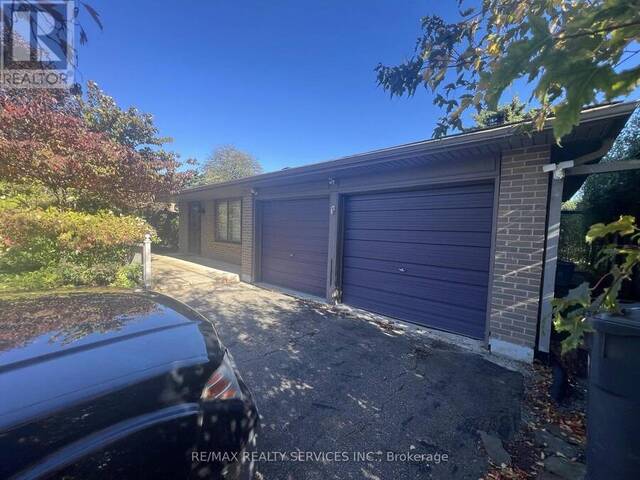 39 GOLF VIEW DRIVE Brampton Ontario, L6W 1A4 - 3 Bedrooms Home For Sale