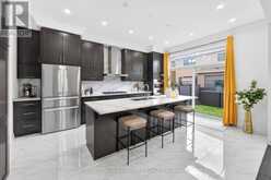 1493 FORD STRATHY CRESCENT | Oakville Ontario | Slide Image Nine