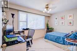 407 LAKE PROMENADE | Toronto Ontario | Slide Image Eighteen