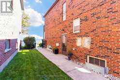 407 LAKE PROMENADE | Toronto Ontario | Slide Image Five
