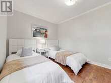 12 SIR PELLIAS TERRACE | Markham Ontario | Slide Image Sixteen