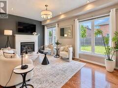 1808 CASTLEMORE AVENUE Markham Ontario, L6E 2E5