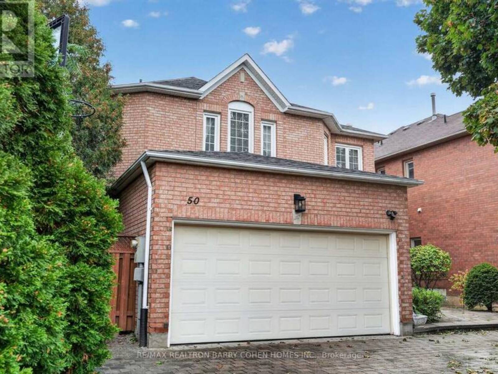 50 OAKHURST DRIVE, Vaughan, Ontario L4J 7V3