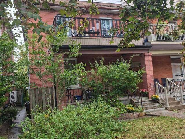 203 FAIRVIEW AVENUE Toronto Ontario, M6P 3A6 - Multi-family Home For Sale
