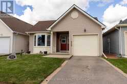 12 HAWKINS CRESCENT | Tillsonburg Ontario | Slide Image Three