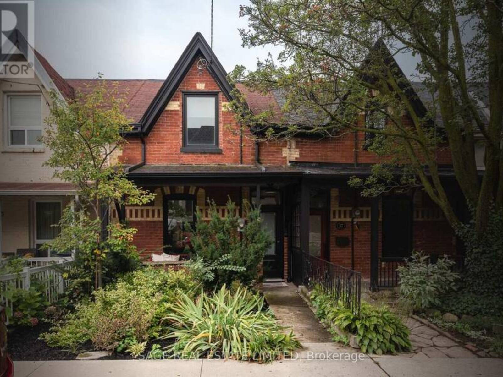 15 CROCKER AVENUE, Toronto, Ontario M6J 1K7