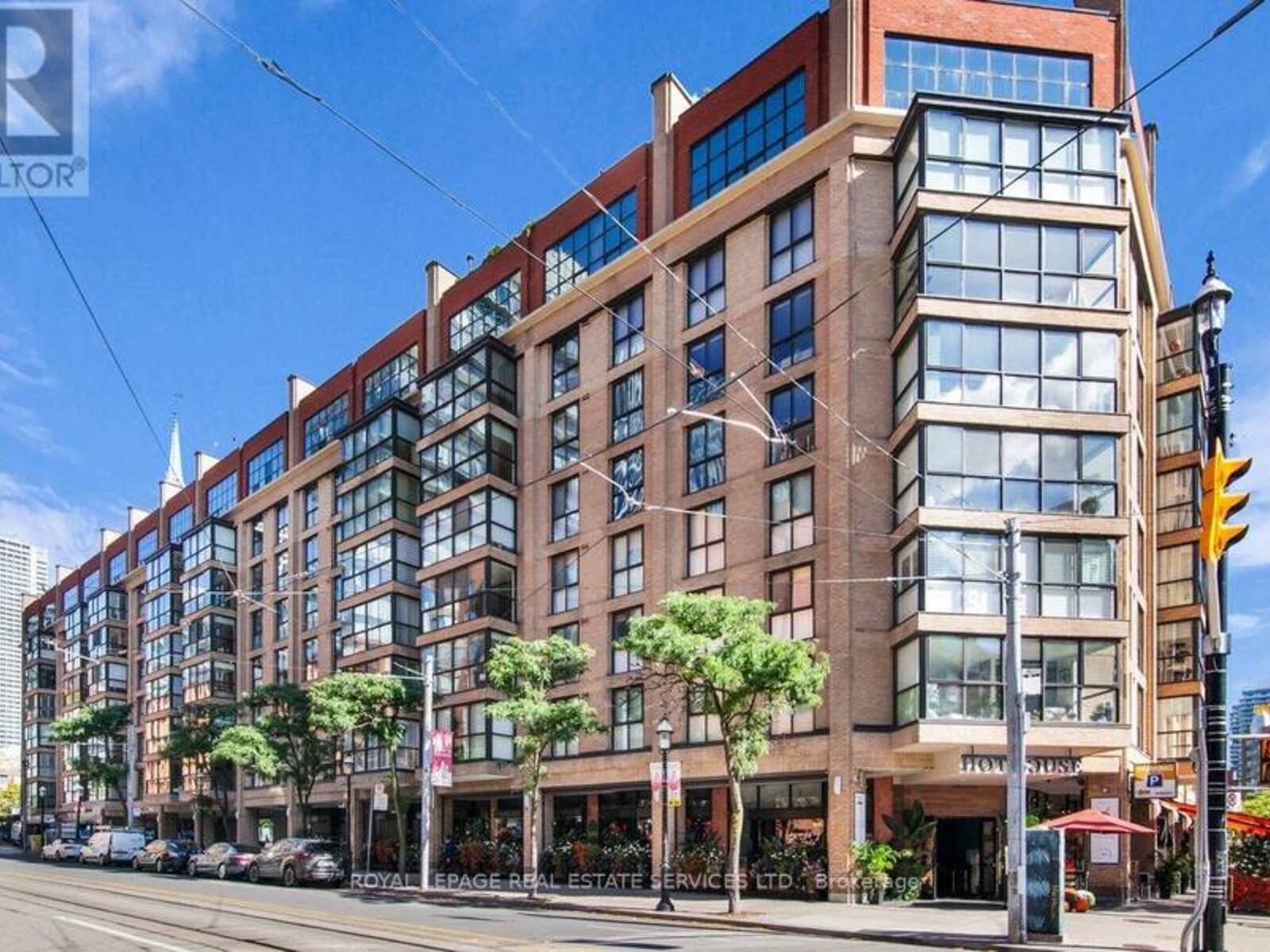 714 - 35 CHURCH STREET, Toronto, Ontario M5E 1T3