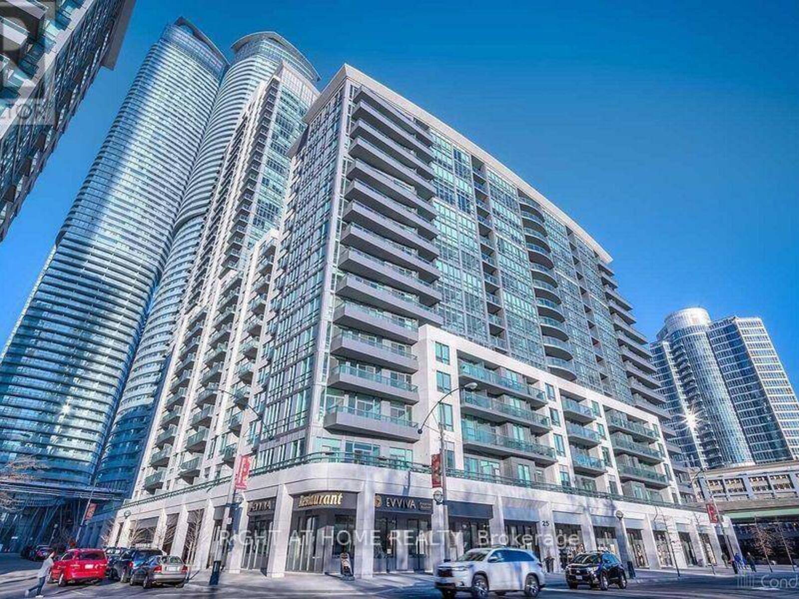 1208 - 25 LOWER SIMCOE STREET, Toronto, Ontario M5J 3A1