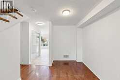 552 THELMA STREET | Burlington Ontario | Slide Image Eight