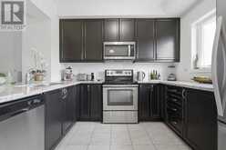 58 BORERS CREEK CIRCLE | Hamilton Ontario | Slide Image Thirteen