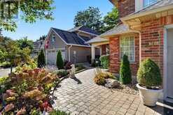 39 BELLSTONE LANE | Hamilton Ontario | Slide Image Five