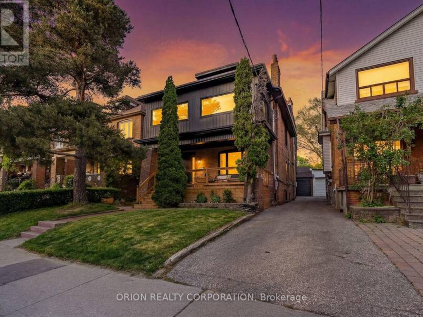 185 GLENHOLME AVENUE, Toronto, Ontario M6E 3C5