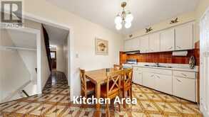 137 ROBINA AVENUE | Toronto Ontario | Slide Image Eleven