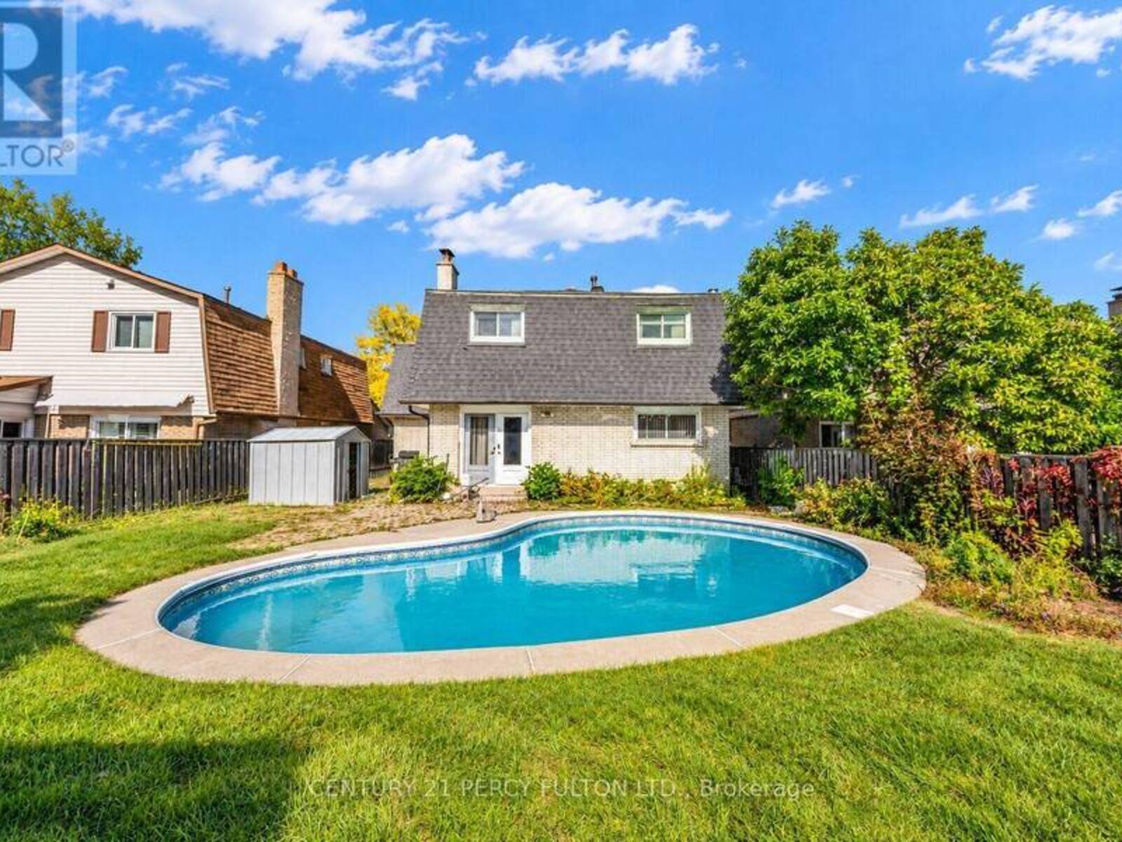 705 EDGEWOOD ROAD, Pickering, Ontario L1V 2Z5