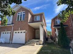 371 KROTONE CRESCENT Mississauga Ontario, L5W 1T7