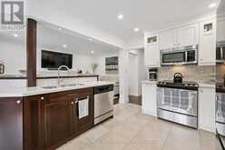 360 RIVER OAKS BOULEVARD W | Oakville Ontario | Slide Image Fifteen