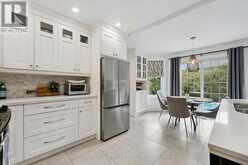 360 RIVER OAKS BOULEVARD W | Oakville Ontario | Slide Image Seventeen