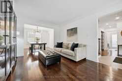 360 RIVER OAKS BOULEVARD W | Oakville Ontario | Slide Image Nine