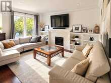 360 RIVER OAKS BOULEVARD W | Oakville Ontario | Slide Image Nineteen