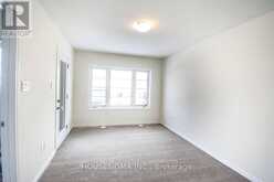 65 HOLDER DRIVE | Brantford Ontario | Slide Image Sixteen