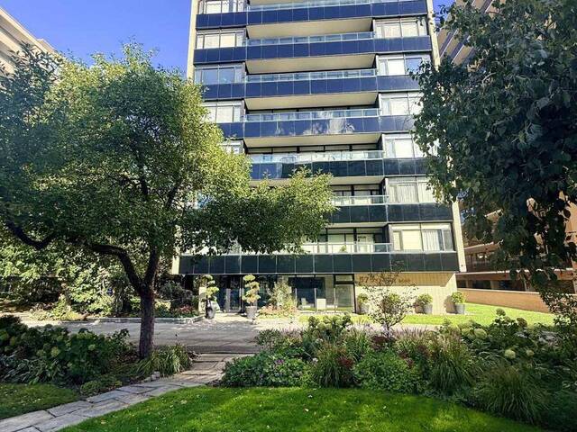 203 - 575 AVENUE ROAD Toronto Ontario, M4V 2K2 - 1 Bedroom Home For Sale