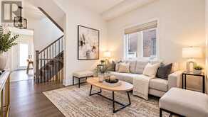 109 VANTAGE LOOP | Newmarket Ontario | Slide Image Seventeen