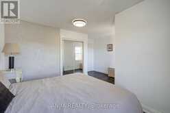 7 HAWTIN LANE | Aurora Ontario | Slide Image Thirty-six