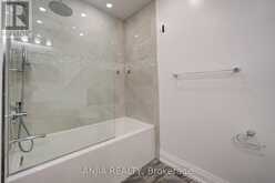 7 HAWTIN LANE | Aurora Ontario | Slide Image Thirty-nine