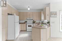 35 HARTWELL WAY | Aurora Ontario | Slide Image Fifteen
