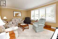 37 MCGILVRAY CRESCENT W | Halton Hills Ontario | Slide Image Six