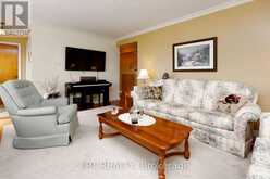 37 MCGILVRAY CRESCENT W | Halton Hills Ontario | Slide Image Eight