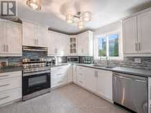 11 ESPBY COURT | Richmond Hill Ontario | Slide Image Thirteen