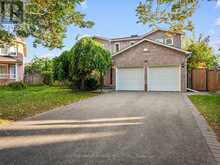 11 ESPBY COURT | Richmond Hill Ontario | Slide Image One