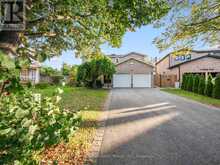 11 ESPBY COURT | Richmond Hill Ontario | Slide Image Two