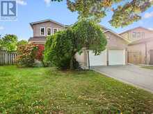 11 ESPBY COURT | Richmond Hill Ontario | Slide Image Three