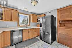 466 BEAUMONT DRIVE | Bracebridge Ontario | Slide Image Twenty-four